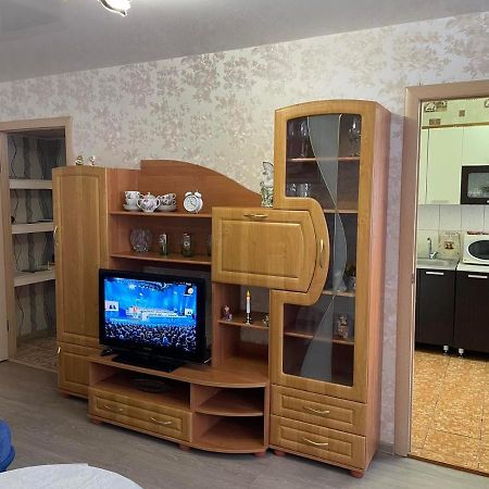 Apartment On Kommunisticheskaya, 14 Polatsk Exterior photo